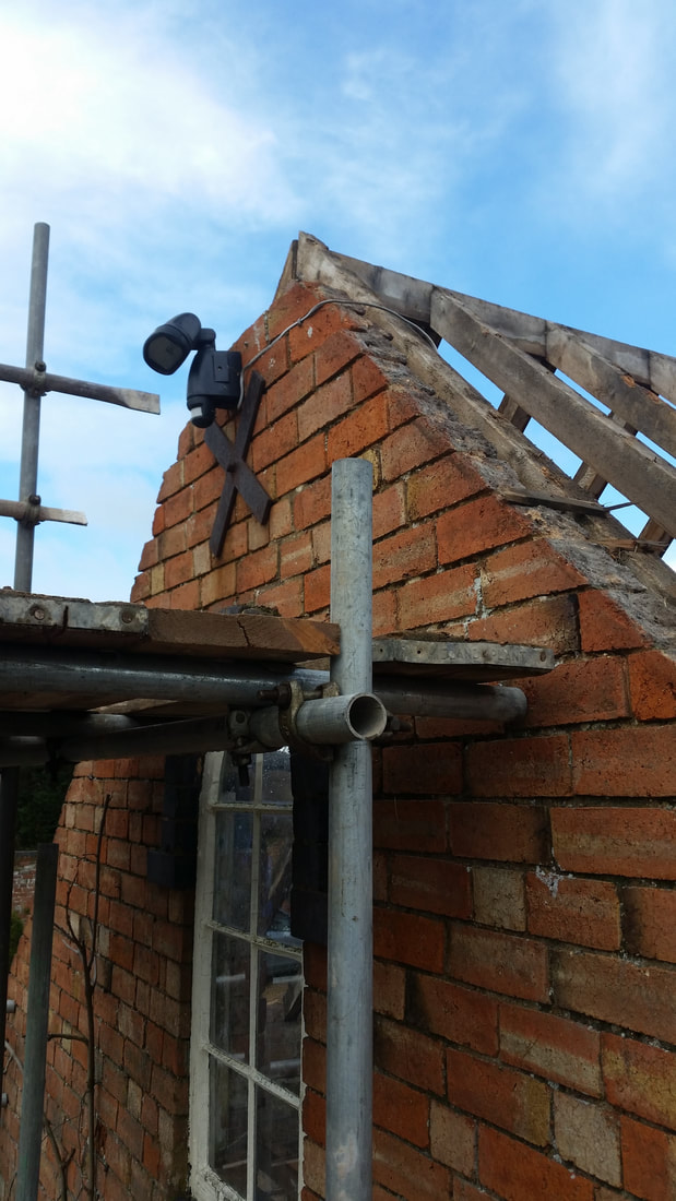 Coach-House, Church Lench — structural steelwork installation