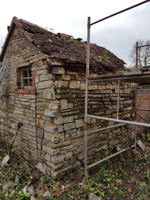Outbuilding, Church Lench — concrete foundation being laid